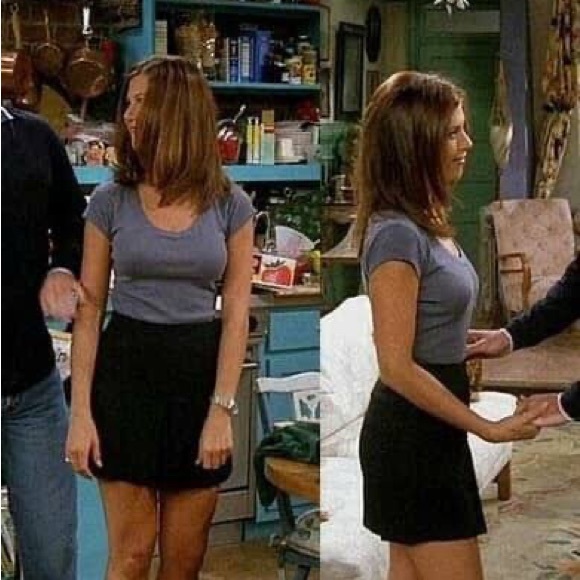 Mini Skater Skirt (Rachels skirt from friends)- Black forever21- lined - Picture 3 of 5